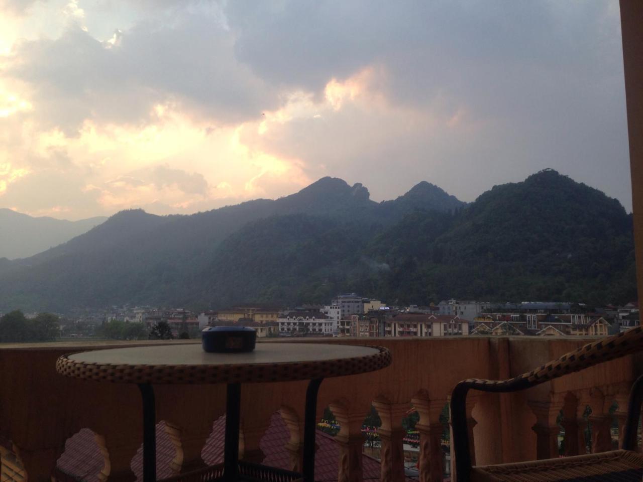Manh Linh Guest House Sapa Dış mekan fotoğraf
